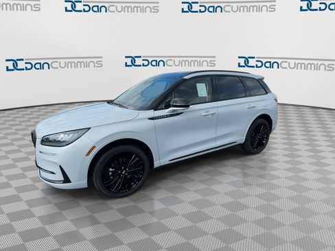 New 2026 Lincoln Corsair Premiere AWD/4WD image 4