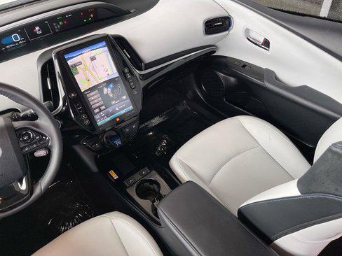 Certified 2020 Toyota Prius Limited FWD image 23