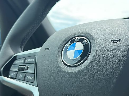 New 2025 BMW 330i Sedan w/ Premium Package image 20