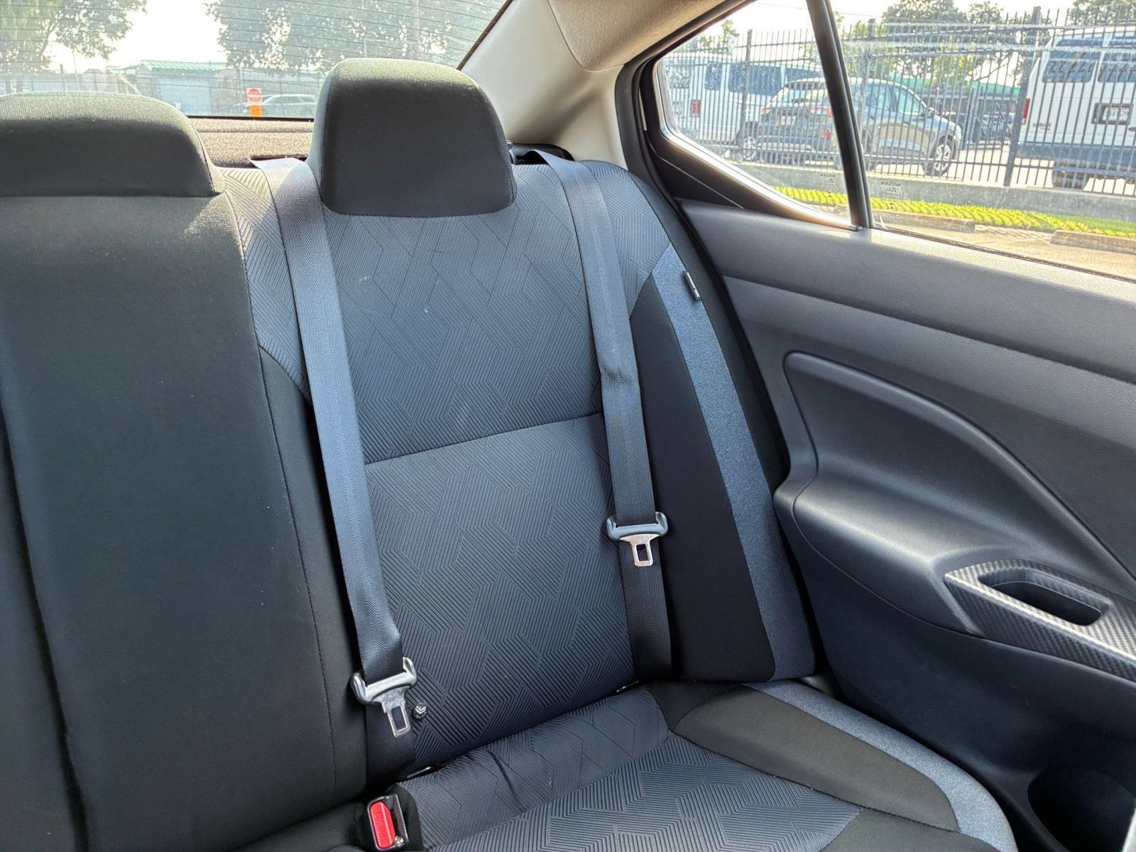 Used 2025 Nissan Versa SV FWD image 34