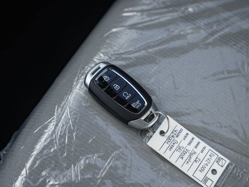 New 2026 Hyundai Venue SEL image 35