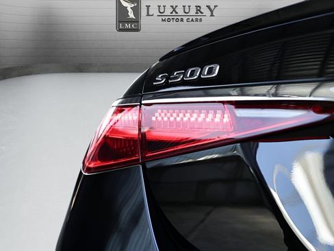 Used 2022 Mercedes-Benz S 500 4MATIC w/ AMG Line Package image 57