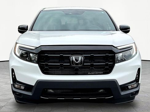 Used 2024 Honda Ridgeline Black Edition image 2