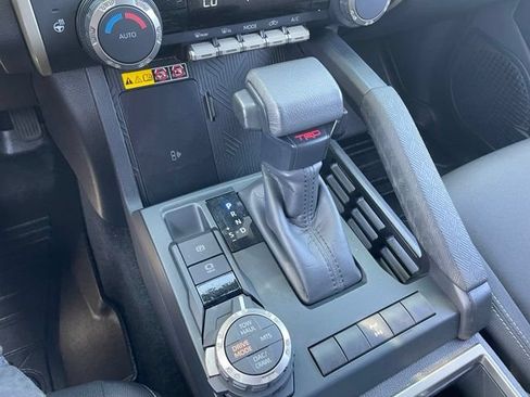 Used 2024 Toyota Tacoma TRD Off-Road w/ TRD Off Road Upgrade Package AWD/4WD image 22