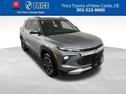 Used 2024 Chevrolet TrailBlazer LT AWD/4WD image 1