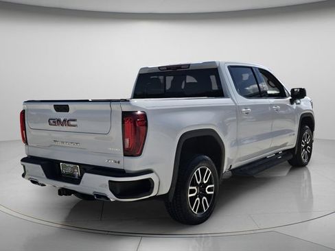Used 2025 GMC Sierra 1500 AT4 w/ AT4 Premium Package AWD/4WD image 7