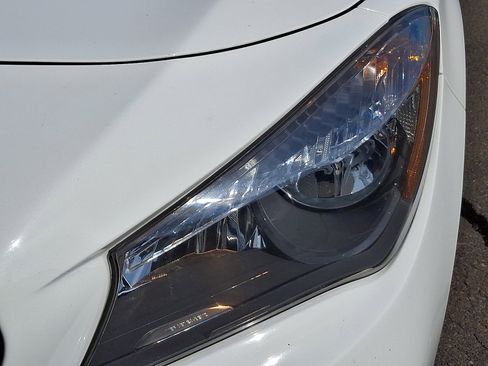 Used 2019 Mercedes-Benz CLA 250 4MATIC image 9