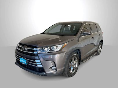 Used 2017 Toyota Highlander Limited