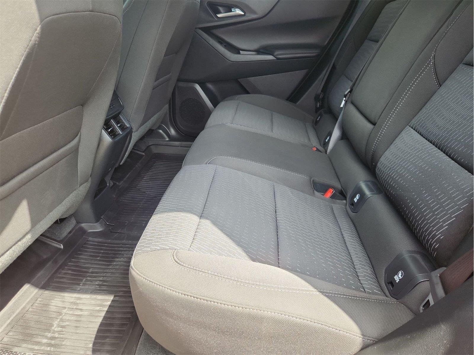 Certified 2026 Chevrolet Equinox LT FWD image 24