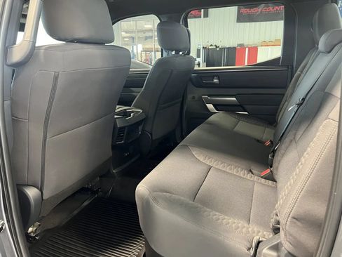 Used 2025 Toyota Tundra SR5 AWD/4WD image 15