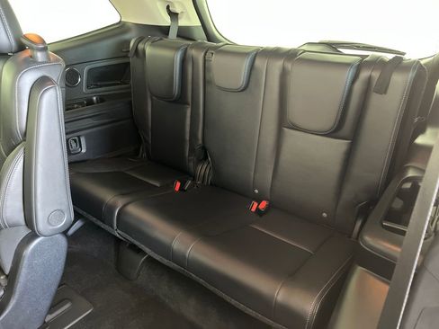 Certified 2023 Subaru Ascent Touring AWD/4WD image 43