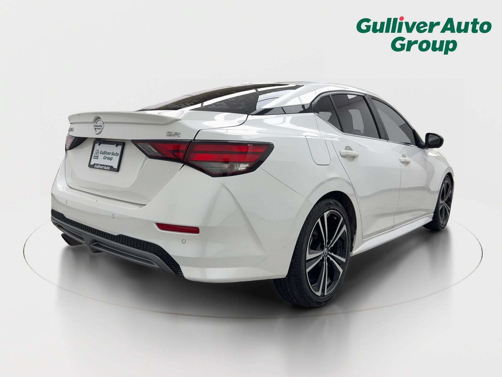 Used 2020 Nissan Sentra SR w/ Premium Package FWD image 8