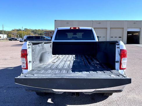 Used 2024 RAM 3500 Big Horn image 9