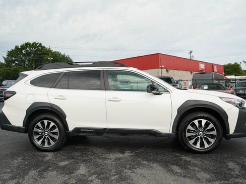Used 2024 Subaru Outback Limited AWD/4WD image 2