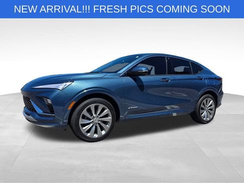 Used 2025 Buick Envista Avenir FWD image 2