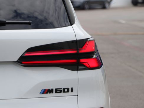 New 2026 BMW X5 M60i image 11