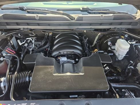 Used 2019 Chevrolet Silverado 1500 Custom w/ Custom Convenience Package AWD/4WD image 29