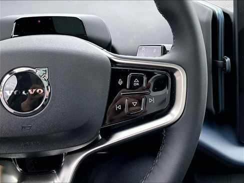 New 2026 Volvo EX30 Cross Country Ultra w/ Protection Package Premier image 18