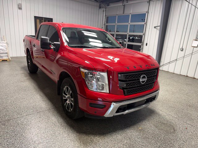 Used 2024 Nissan Titan SV w/ SV Convenience Package AWD/4WD image 14