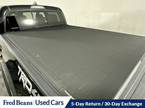 Used 2021 Toyota Tacoma TRD Off-Road w/ TRD Premium Off Road Package AWD/4WD image 36