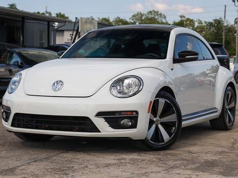 Used 2014 Volkswagen Beetle R-Line FWD image 1