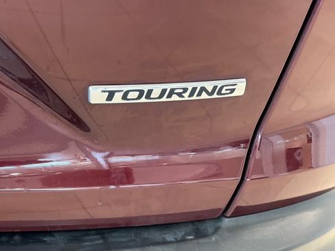 Used 2019 Honda CR-V Touring image 8
