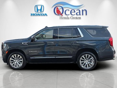 Used 2022 GMC Yukon Denali AWD/4WD image 6