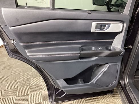 Used 2020 Ford Explorer ST w/ ST Street Pack AWD/4WD image 17