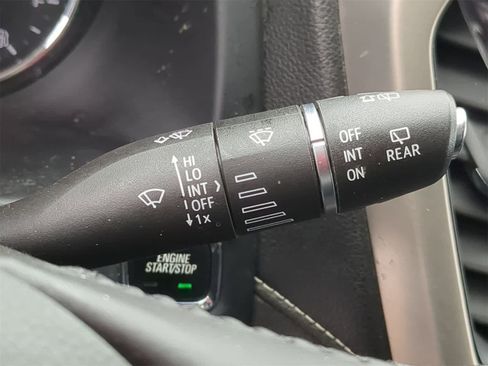 Used 2021 GMC Acadia Denali w/ Denali Ultimate Package image 32