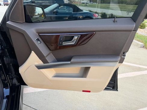 Used 2015 Mercedes-Benz GLK 250 GLK 250 BlueTEC AWD 4MATIC 4dr image 18