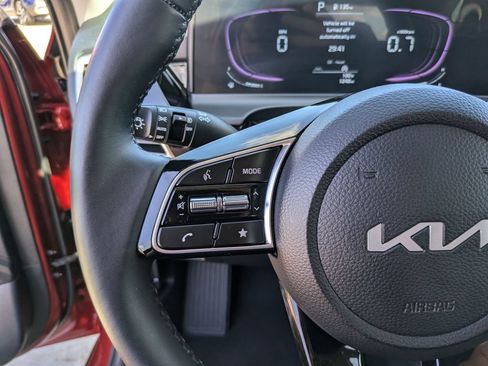 Certified 2026 Kia Seltos S FWD image 31