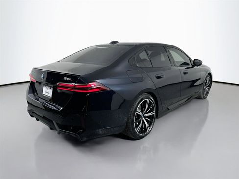 New 2026 BMW 530i xDrive w/ M Sport Package AWD/4WD image 6
