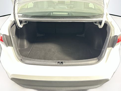 Used 2023 Toyota Corolla LE FWD image 27