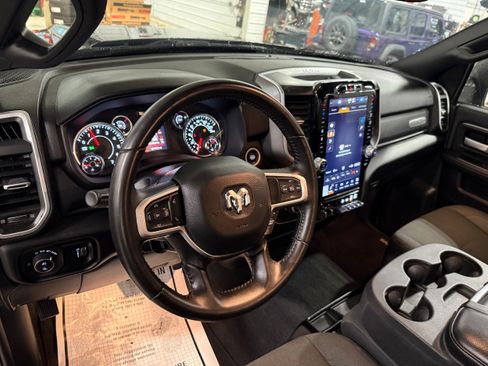 Certified 2024 RAM 2500 Big Horn w/ Night Edition AWD/4WD image 49