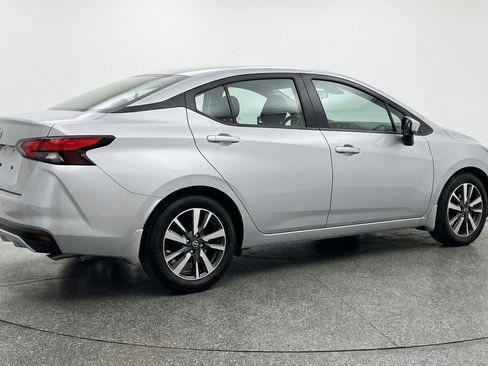 Used 2025 Nissan Versa SV FWD image 9
