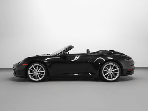 Certified 2022 Porsche 911 Carrera RWD image 2