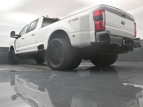 Used 2023 Ford F350 Lariat w/ Lariat Ultimate Package AWD/4WD image 50