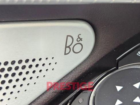 Used 2025 Ford Explorer Platinum w/ Ultimate Package image 27