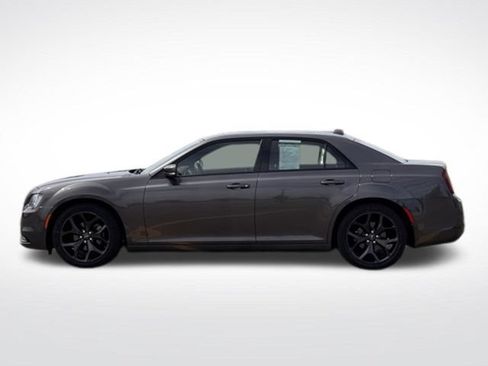 Used 2022 Chrysler 300 S RWD image 35