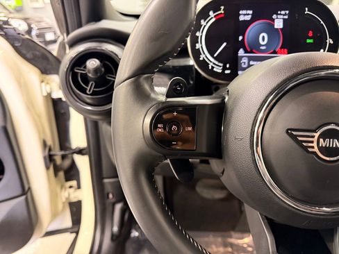 Certified 2023 MINI Cooper S FWD image 13