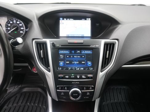 Used 2017 Acura TLX V6 w/ Technology Package FWD image 22