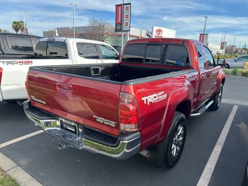 Used 2008 Toyota Tacoma PreRunner image 4