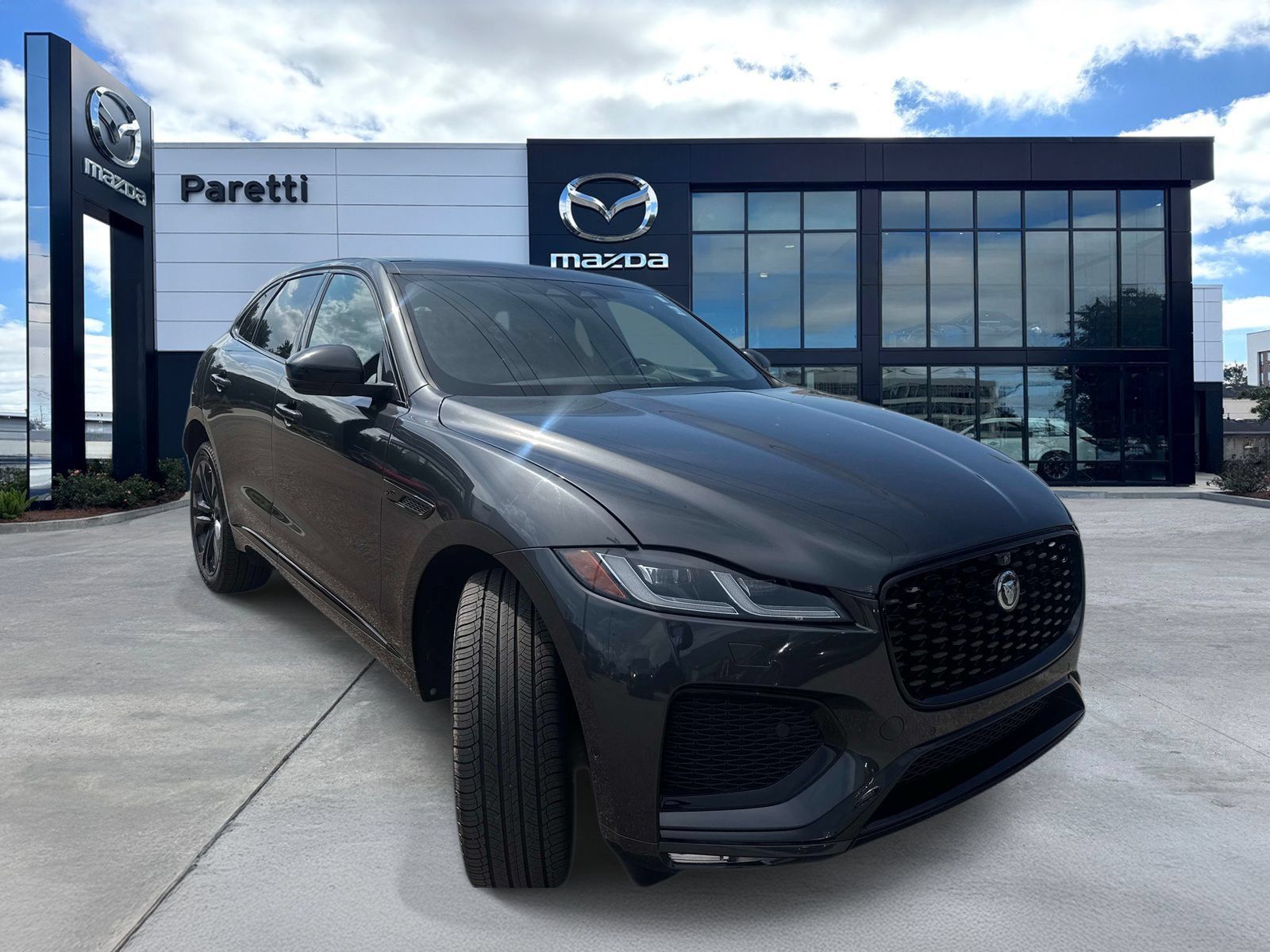 Used 2026 Jaguar F-PACE R-Dynamic S AWD/4WD image 5