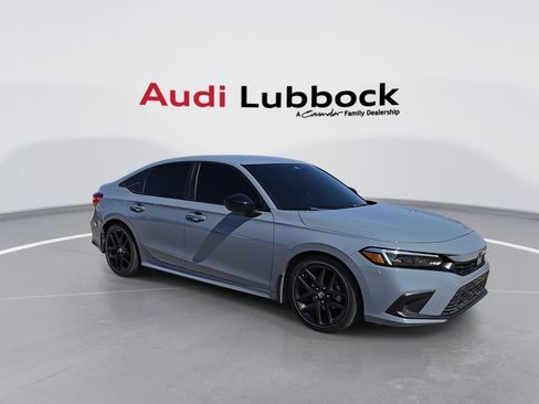 Used 2023 Honda Civic Sport image 2
