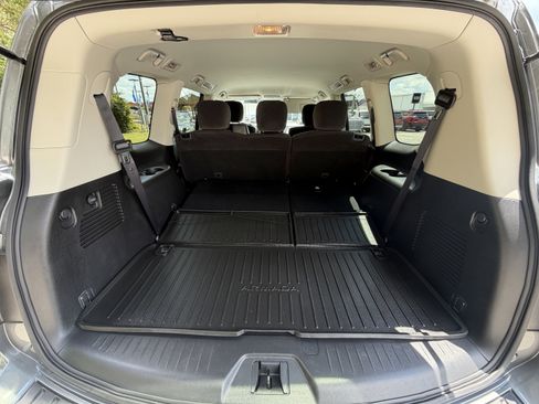 Used 2023 Nissan Armada S AWD/4WD image 10
