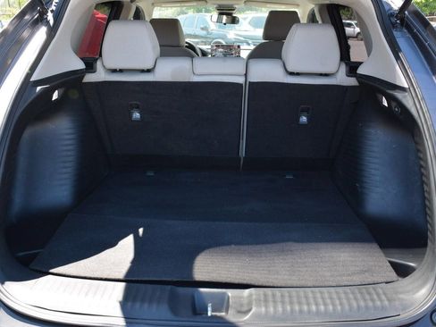 Used 2023 Honda HR-V LX image 16