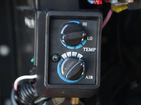 Used 2019 Ford E-450 and Econoline 450 Super Duty RWD image 19