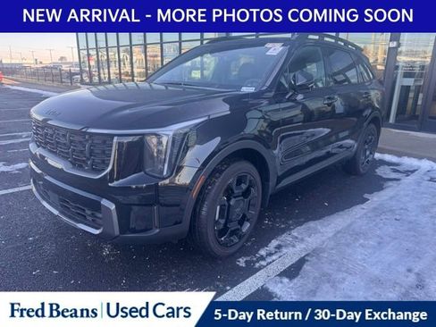 Used 2025 Kia Sorento SX Prestige image 3