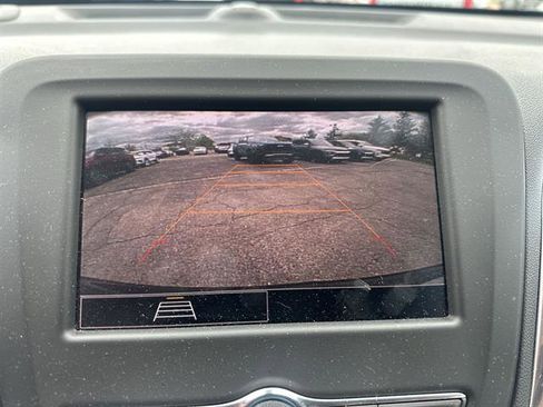 Certified 2024 Chevrolet Equinox LT w/ LPO, Floor Liner Package AWD/4WD image 21