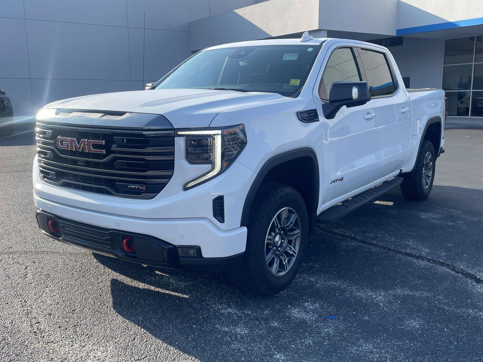 Certified 2024 GMC Sierra 1500 AT4 w/ Technology Package AWD/4WD image 9